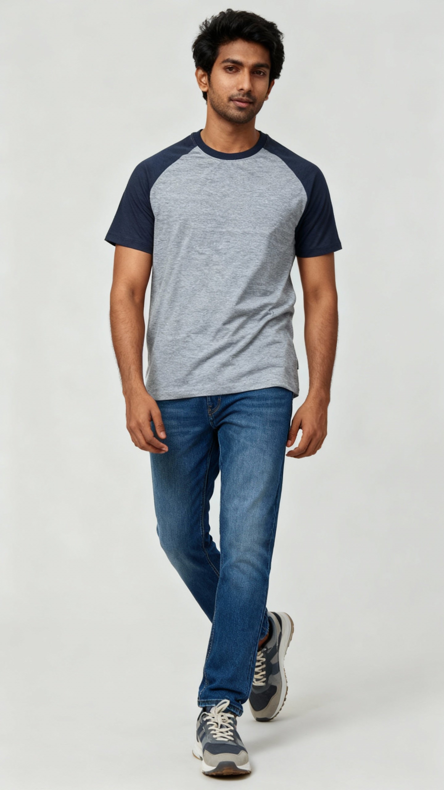 Classic Raglan Half-Sleeve T-Shirt (Grey Heather/Navy Heather)